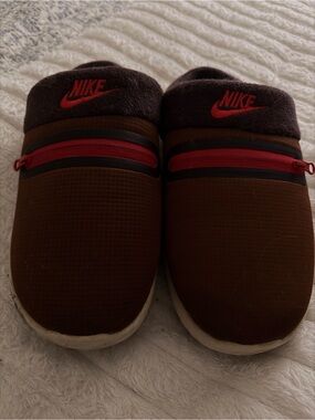 Nike Brown Slip-On Slides with Red Accents